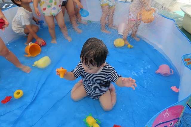 梅雨のなかやすみ