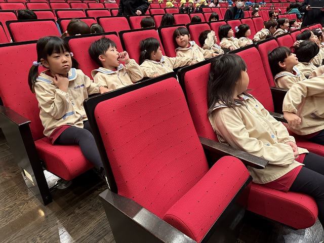 角笛シルエット劇場